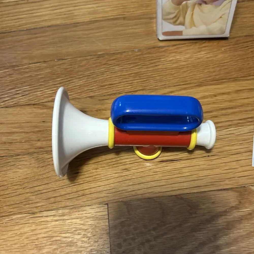 Anbitoi (ambi toys) trumpet Made in Holland